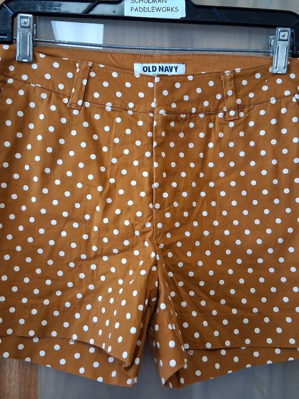 Women's size 6 Old Navy chino shorts